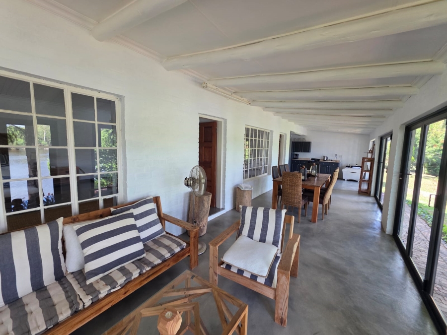 4 Bedroom Property for Sale in Lindequesdrif North West